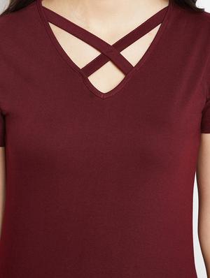 criss cross neckline top - 15345262 - Standard Image - 4