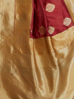zari motifs banarasi saree with blouse - 15363685 - Standard Image - 4