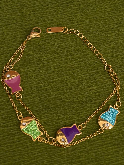 gold metal links bracelet - 15375525 - Standard Image - 1