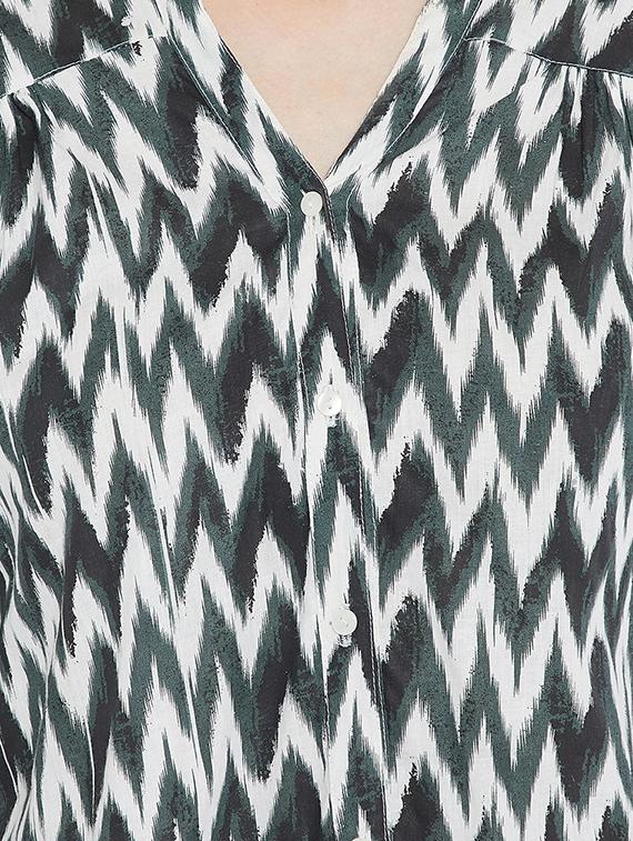 chevron button up high low tunic - 15376830 - Zoom Image - 4