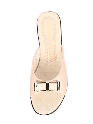 orysta cream heel for women - 15380658 - Standard Image - 4