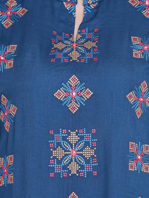 Embroidered Straight Kurta - 15412241 - Zoom Image - 4