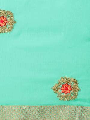 Floral embroidered saree with blouse - 15414979 - Standard Image - 4