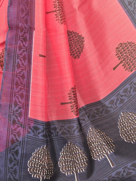 Contrast bordered bhagalpuri saree with blouse - 15416459 - Zoom Image - 4