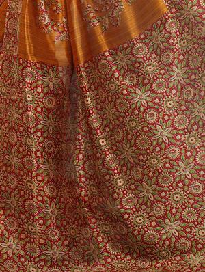Contrast bordered bhagalpuri saree with blouse - 15416465 - Standard Image - 4