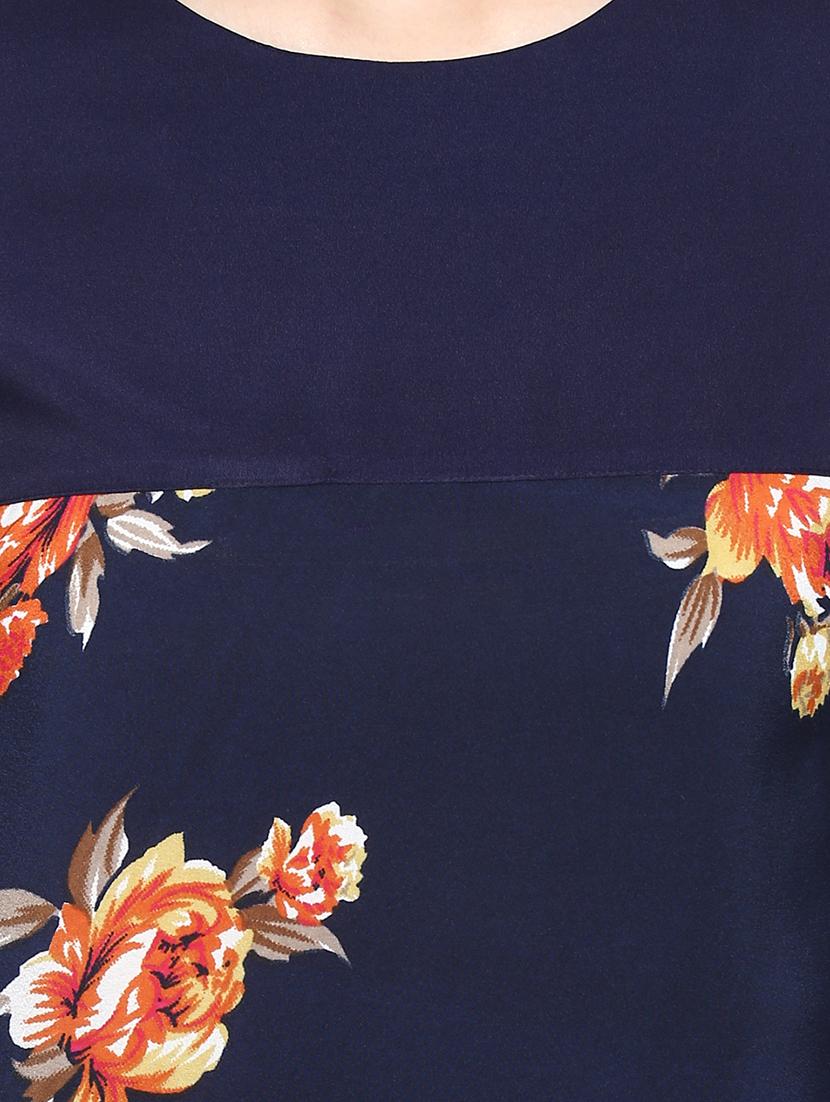 straight floral kurta - 15417103 - Zoom Image - 4