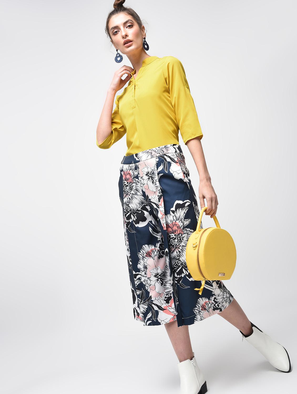 solid straight kurti - 15419512 - Zoom Image - 4