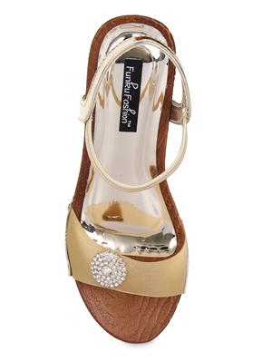 gold back strap wedges - 15425815 - Standard Image - 4
