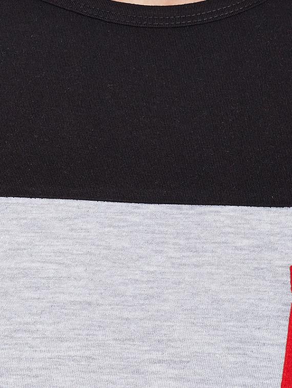 multi colored cotton blend pocket t-shirt - 15429090 - Zoom Image - 4
