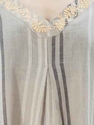 Asymmetric embroidered kurta - 15431008 - Standard Image - 4