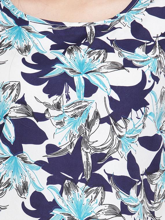 floral round neck top - 15431867 - Zoom Image - 4