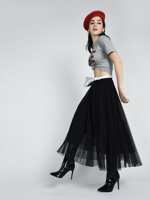 letter appliqued crop tee - 15434656 - Standard Image - 4