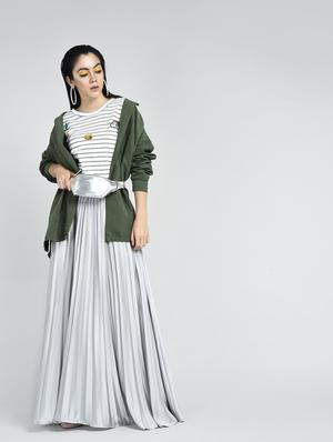 striped graphic patch boxy tee - 15434668 - Standard Image - 4