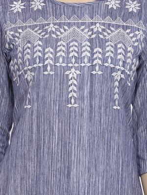 straight embroidered kurta - 15434802 - Standard Image - 4