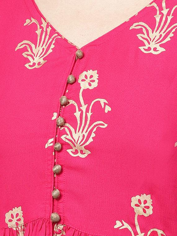 High slit foil printed kurta - 15435931 - Zoom Image - 4