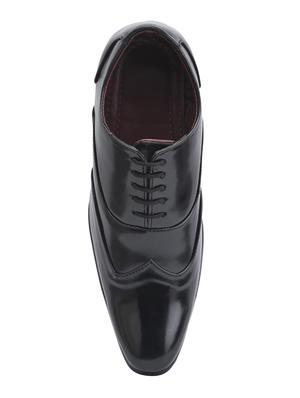 black leatherette lace-up brouges - 15442341 - Standard Image - 4