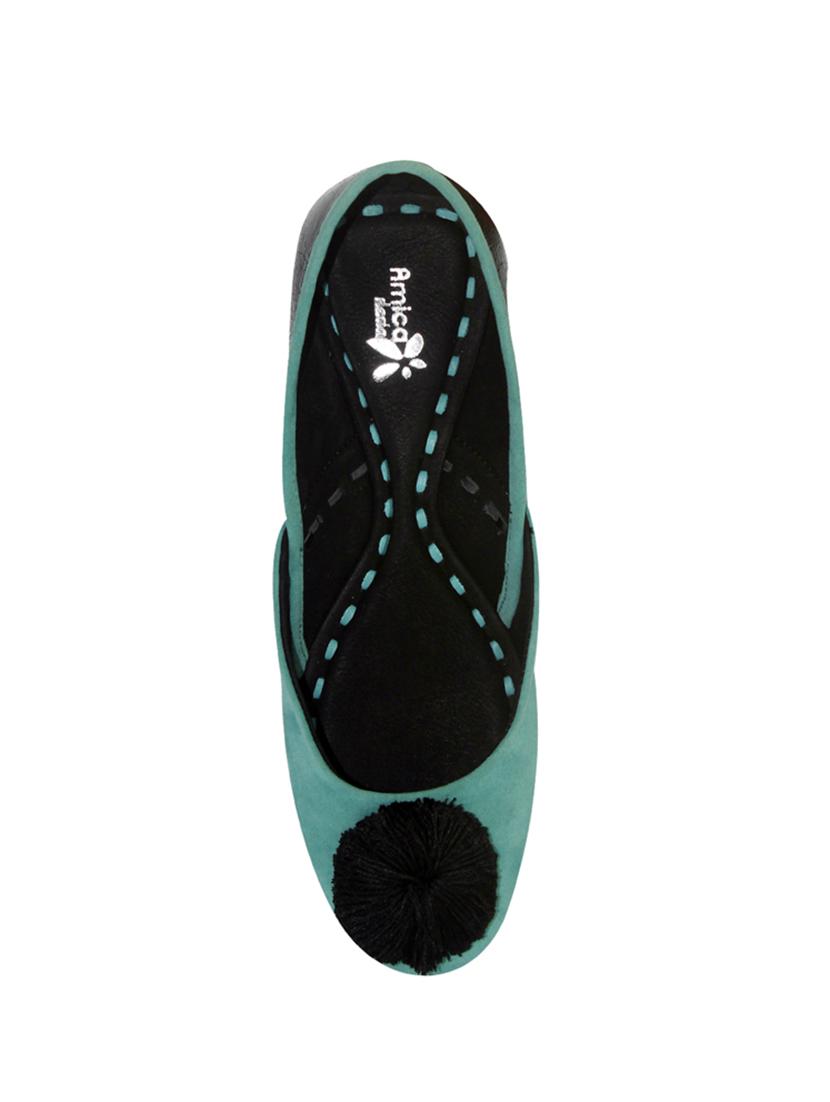 blue slip on jutis - 15445584 - Zoom Image - 4
