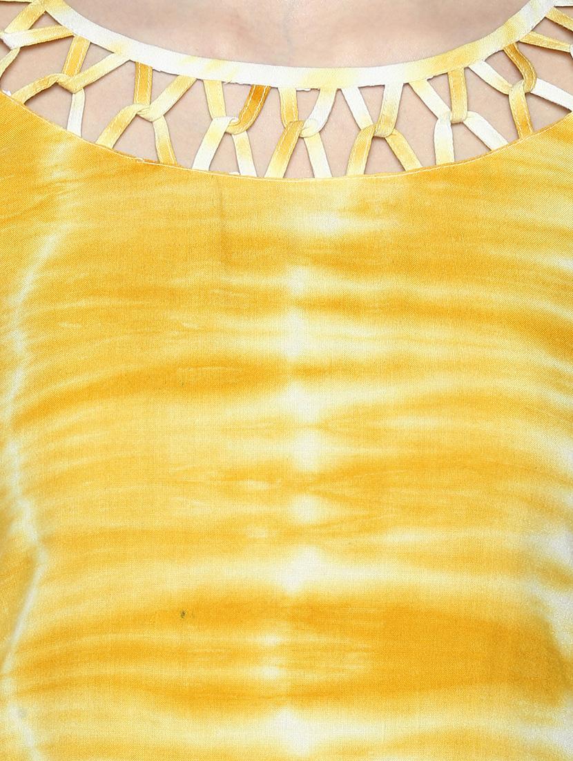 yellow viscose straight kurti - 15458299 - Zoom Image - 4