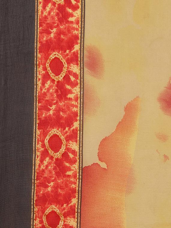 abstract foil printed saree with blouse - 15474149 - Zoom Image - 4