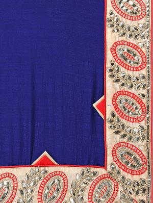 contrast embroidered border navy blue saree with blouse - 15475445 - Standard Image - 4