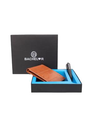 tan leather wallet - 15477376 - Standard Image - 4