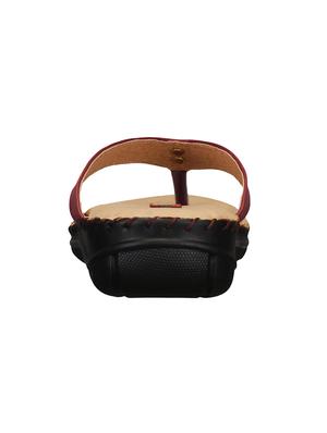 maroon toe separator sandals - 15481193 - Standard Image - 4