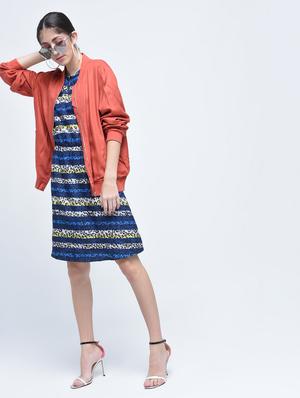 elasticated waist key hole front dress - 15486027 - Standard Image - 4