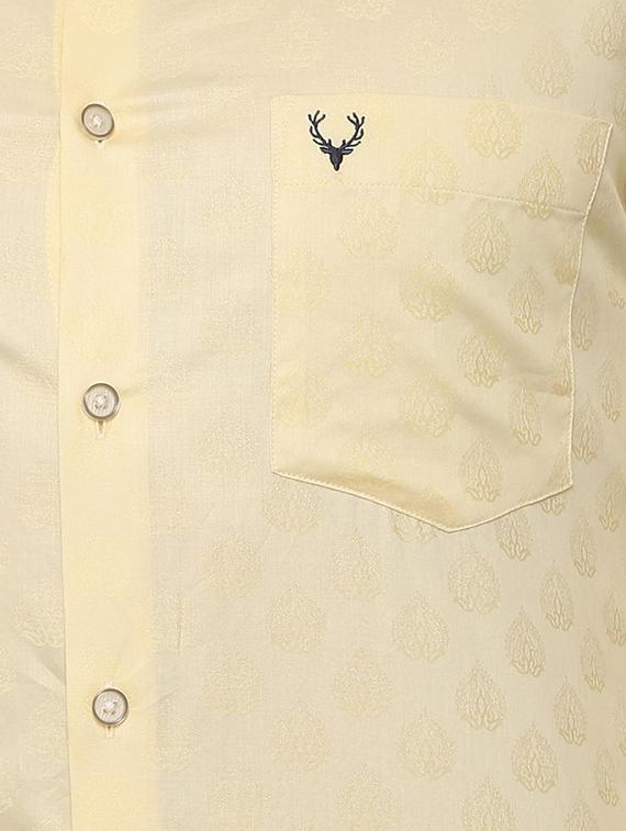 yellow cotton casual shirt - 15493493 - Zoom Image - 4
