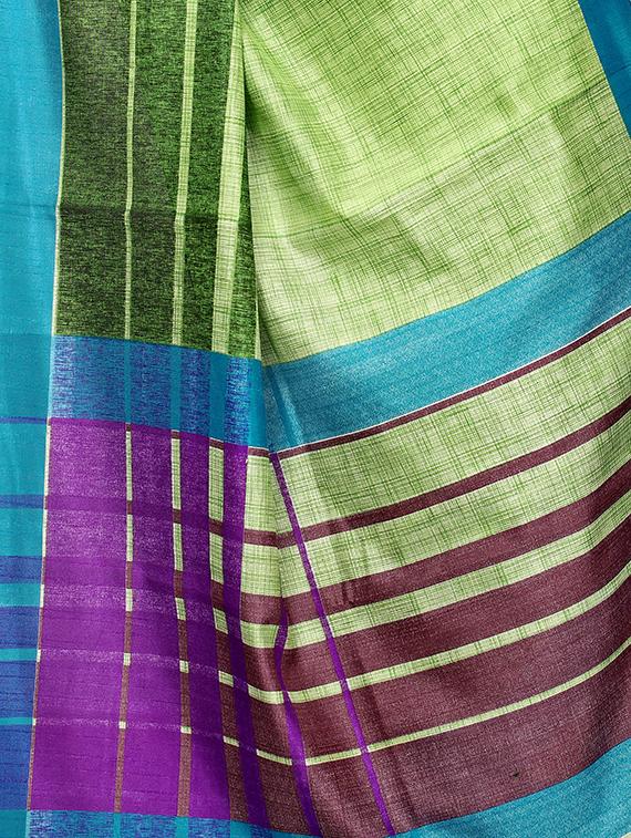 Stripes bordered printed saree with blouse - 15494208 - Zoom Image - 4