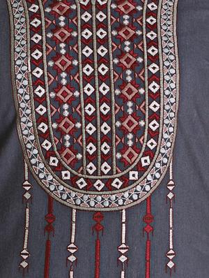 Embroidered Straight kurta - 15494761 - Standard Image - 4
