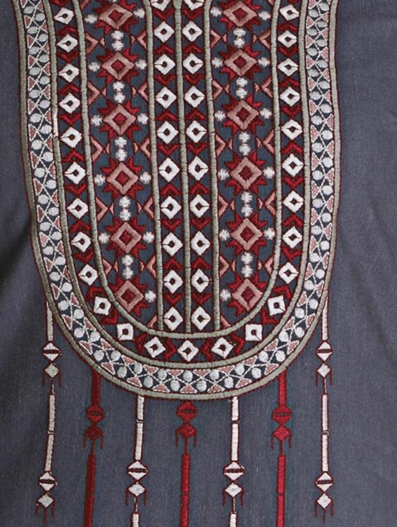 Embroidered Straight kurta - 15494761 - Zoom Image - 4