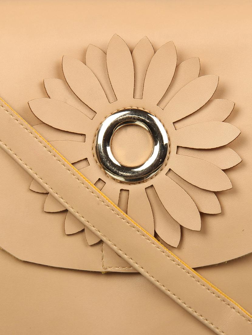 cream leatherette (pu) regular sling bag - 15503425 - Zoom Image - 4