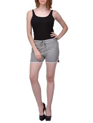 Contrast piping detail shorts - 15504333 - Standard Image - 4