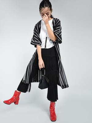 gathered detail zipper front top - 15512107 - Standard Image - 4