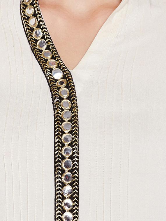 Mirror work pintucks kurta - 15518283 - Zoom Image - 4