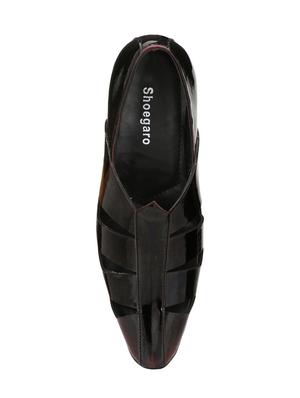black patent leather slip on sandals - 15545325 - Standard Image - 4