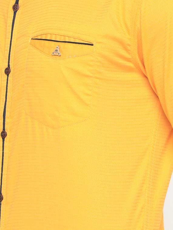 yellow cotton casual shirt - 15582605 - Zoom Image - 4