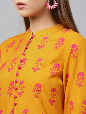 Floral bell sleeved kurta with palazzo set - 15586829 - Standard Image - 4