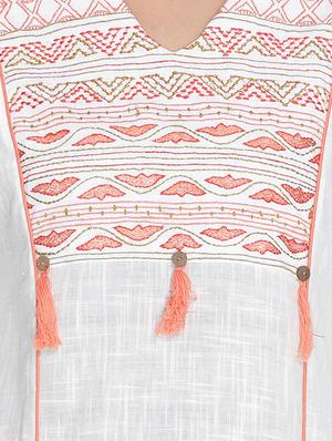 Double slit embroidered kurta with tassels - 15604682 - Standard Image - 4