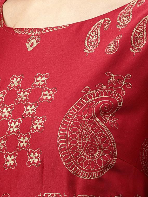 Gold foil print cold sleeves flared kurta - 15605819 - Zoom Image - 4