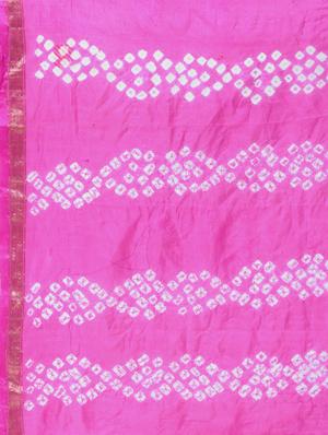Zari bordered bandhani saree with blouse - 15606515 - Standard Image - 4