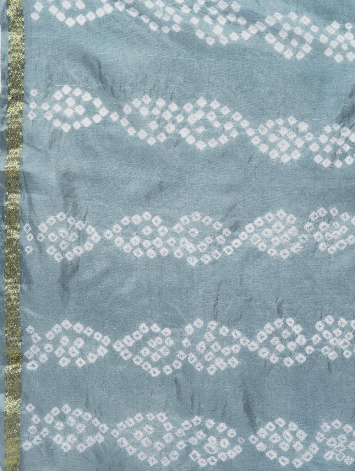 Zari bordered bandhani saree with blouse - 15606521 - Zoom Image - 4
