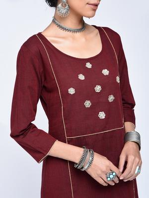 Gota work chanderi kurta with pant set - 15606729 - Standard Image - 4