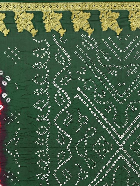 Zari bordered bandhani saree with blouse - 15607519 - Zoom Image - 4