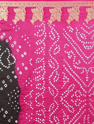 Zari bordered bandhani saree with blouse - 15607522 - Standard Image - 4