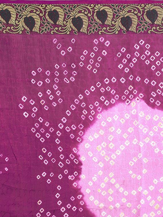 Zari bordered bandhani saree with blouse - 15607549 - Zoom Image - 4