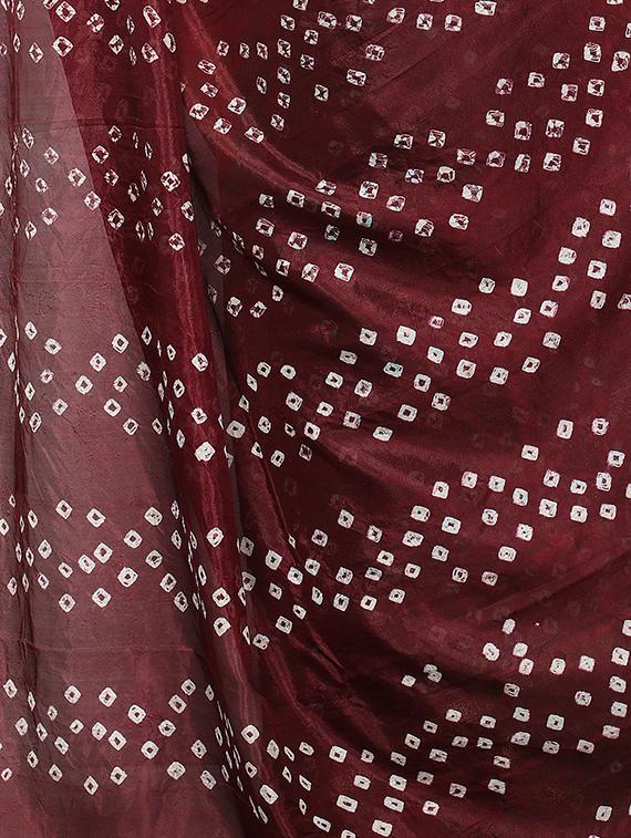 Zari bordered bandhani saree with blouse - 15607565 - Zoom Image - 4