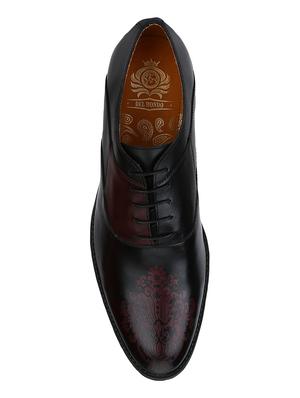 black Leather lace-up oxfords - 15613406 - Standard Image - 4