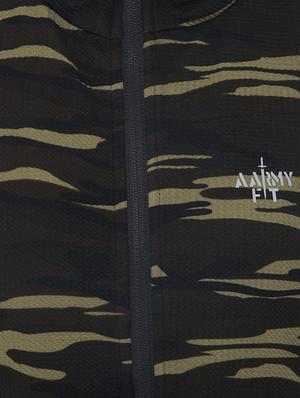 camouflage print active wear set - 15614697 - Standard Image - 4