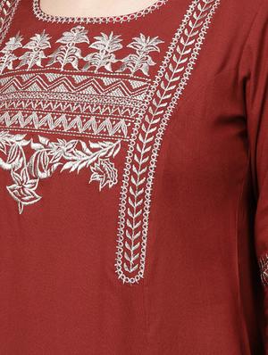 Rust Embroidered a-line kurta - 15616115 - Standard Image - 4